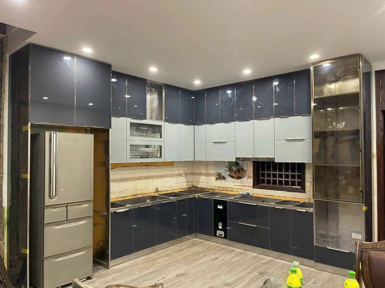Tủ bếp cao cấp